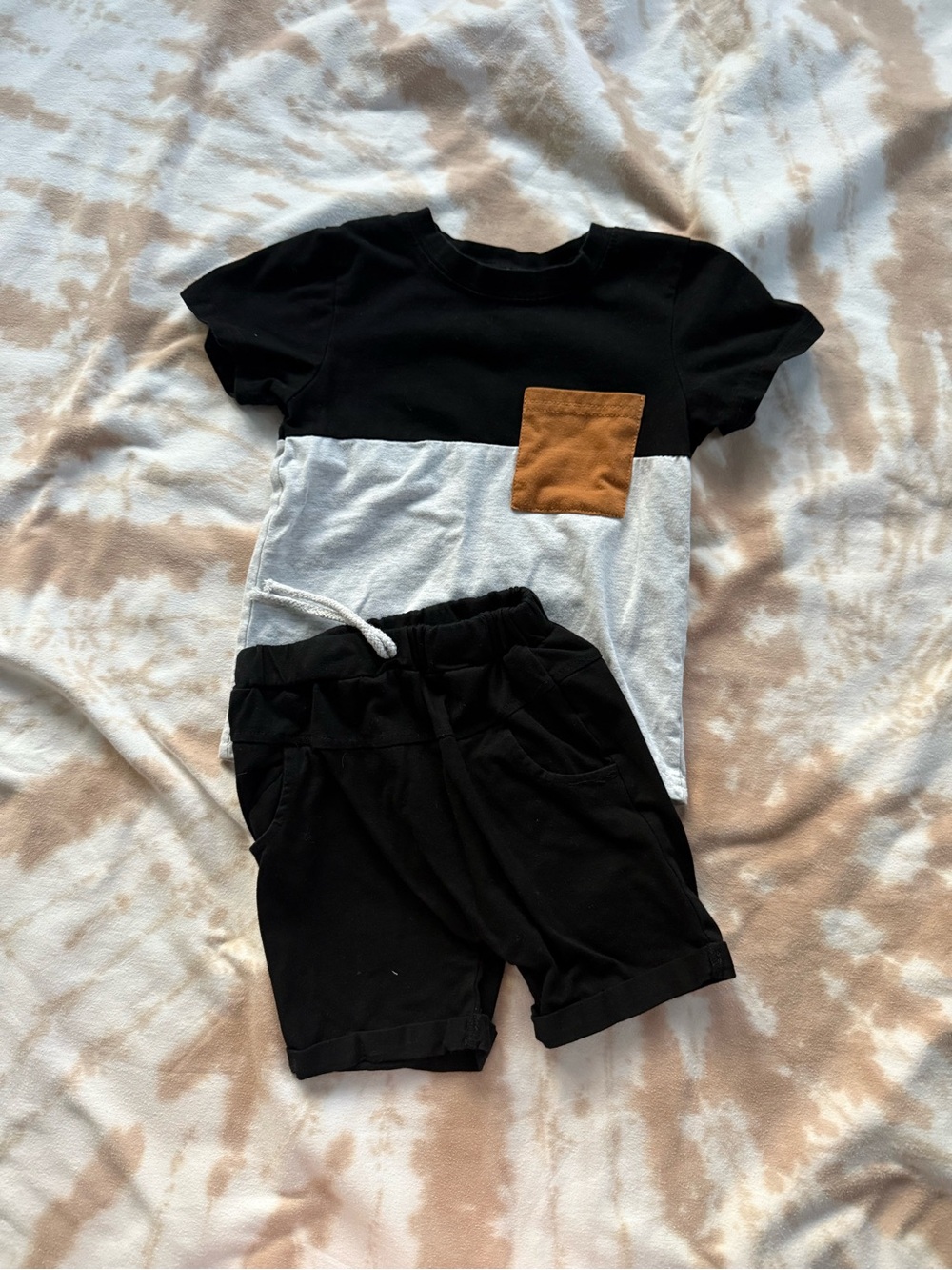 Black and Grey Colorblock Set 4T